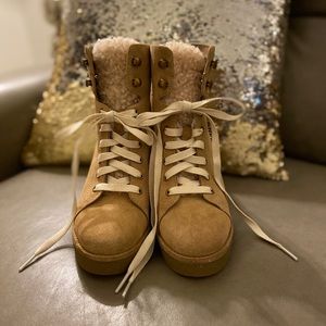 UGG KIERNAN CAMEL SUEDE ANKLE WEDGE BOOTS 7.5